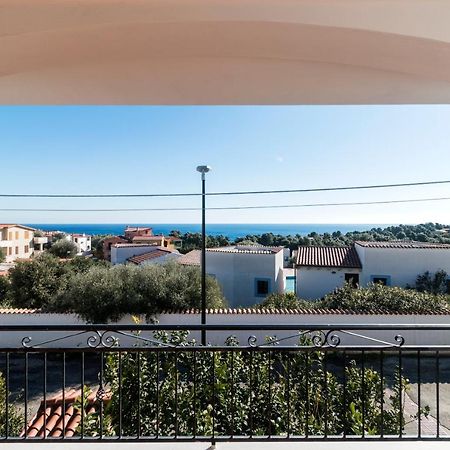 Suite Apartment La Punta Cala Gonone Exteriör bild