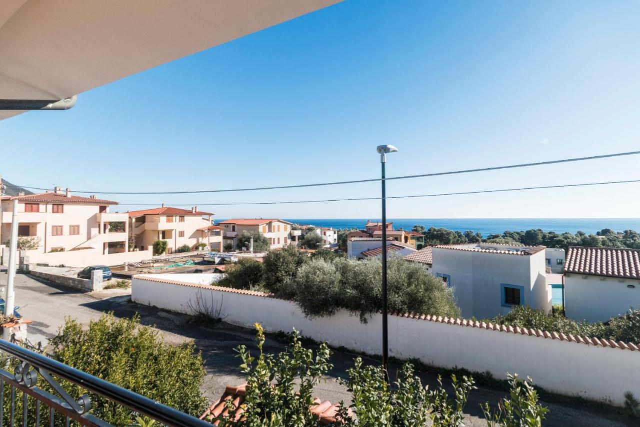 Suite Apartment La Punta Cala Gonone Exteriör bild
