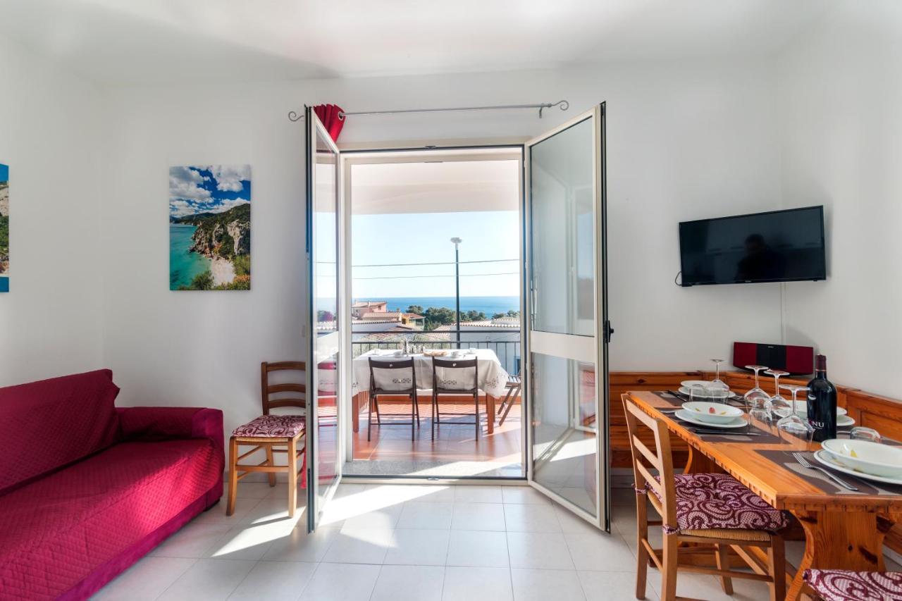 Suite Apartment La Punta Cala Gonone Exteriör bild